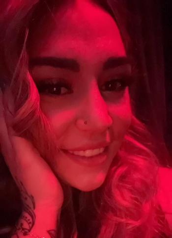 Naomi, 24 Mixed female escort, Lethbridge