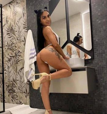 Sabribaa, 24 Mixed female escort, Lethbridge